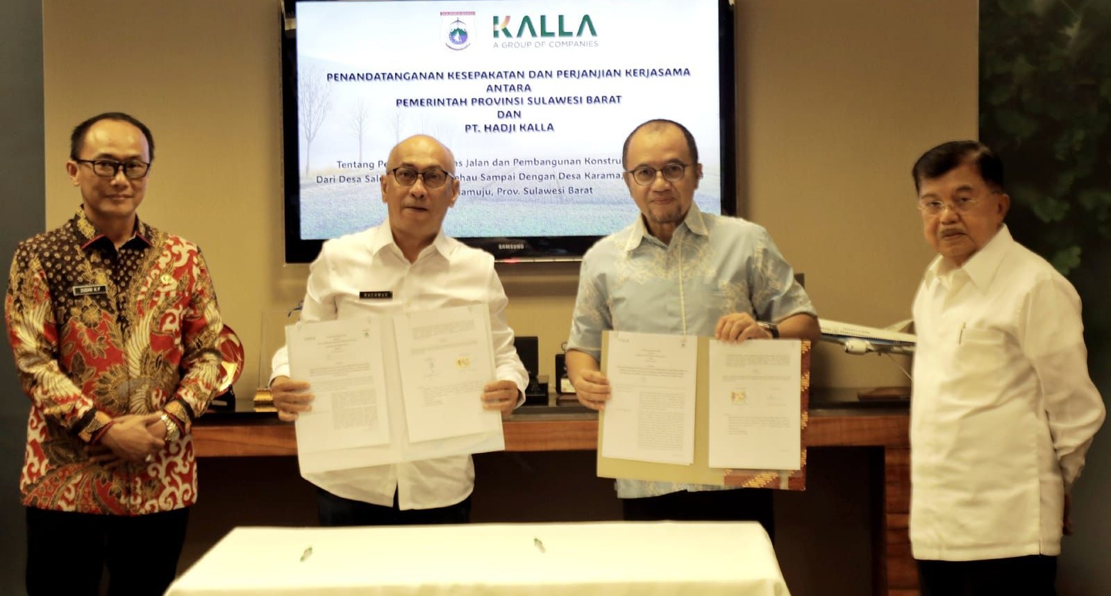 Pemda Sulawesi Barat Terima Bantuan Bantuan Pembangunan Jalan dan Jembatan Senilai 350 Miliar dari Kalla Group