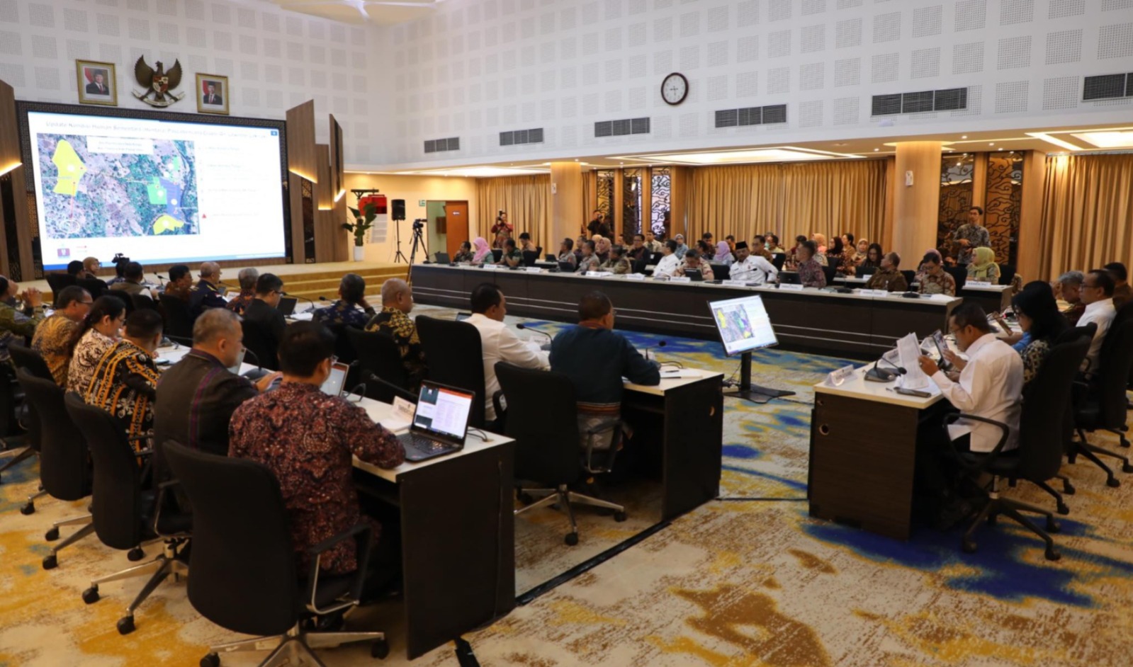 Pemerintah Percepat Pembangunan Hunian bagi Para Korban Erupsi Gunung Lewotobi Laki-Laki