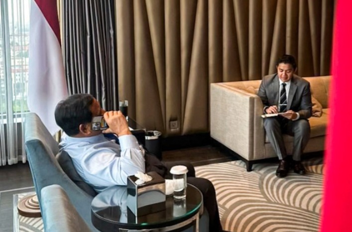 Seskab Teddy Beberkan Bagaimana Proses Negosiasi Presiden Prabowo-Donald Trump Turunkan Tarif Ekspor